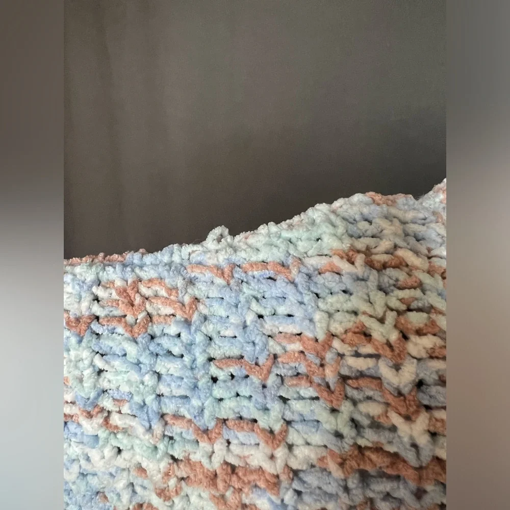 So - L - Crochet Crew Sweater - 100% Polyester - Used - Picture 5 of 11